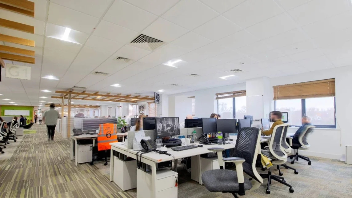 Office using Tamlite lighting Horizon